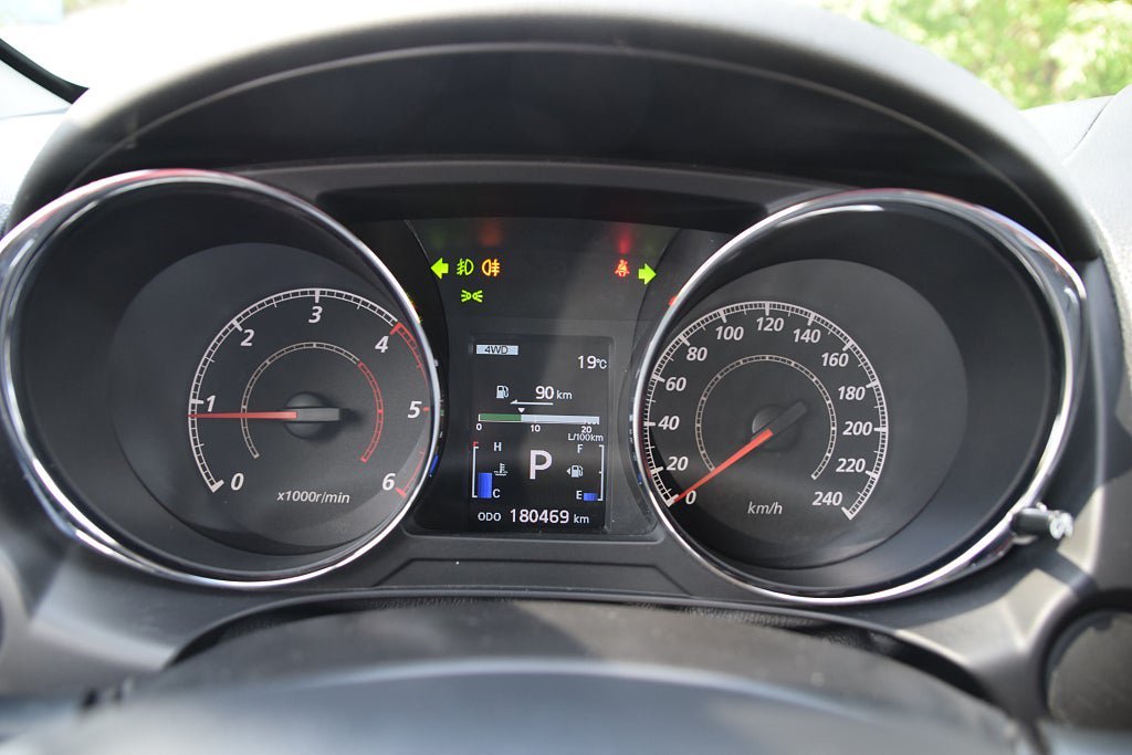 Vehicle Image 13