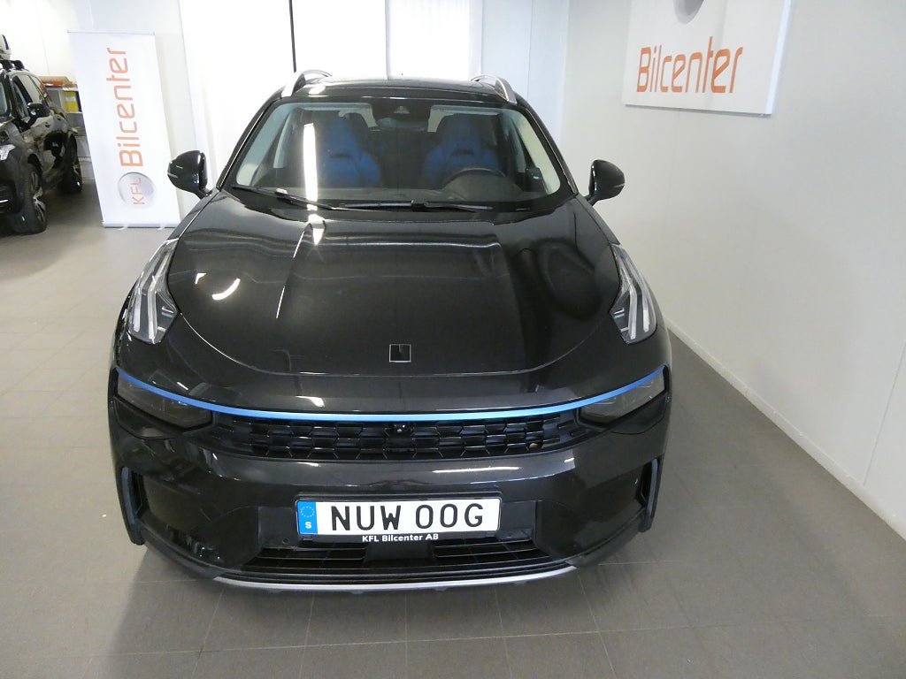 Vehicle Image 11