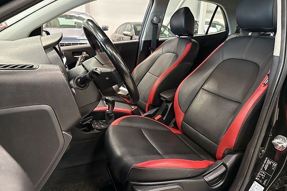 Vehicle Image 17
