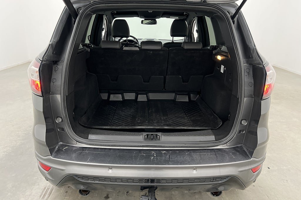 Vehicle Image 32