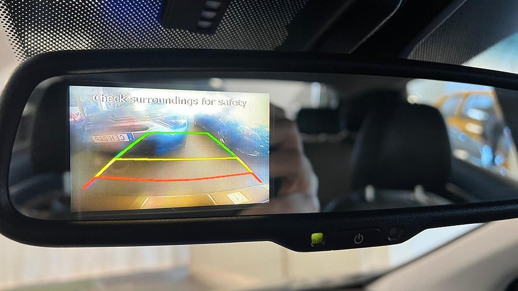 Vehicle Image 11
