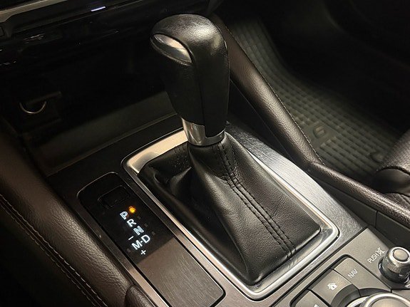 Vehicle Image 24