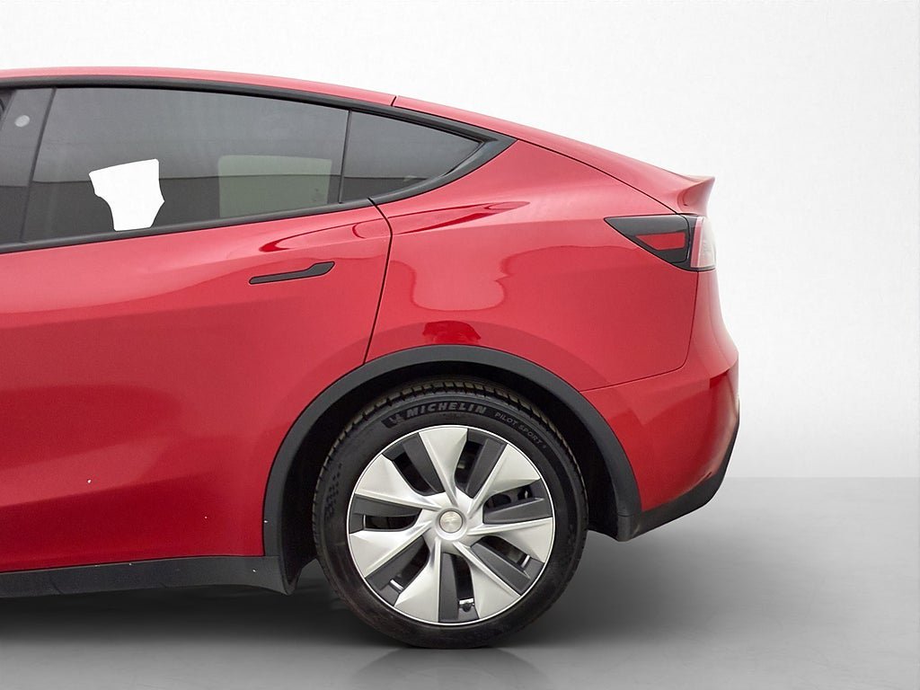 Vehicle Image 13