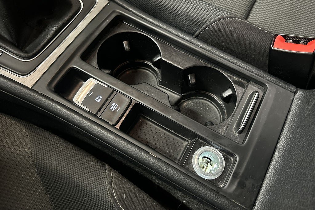 Vehicle Image 24