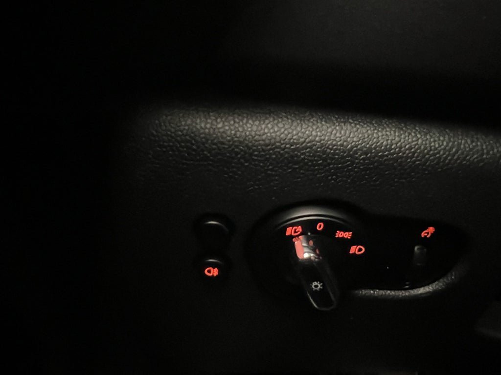 Vehicle Image 28