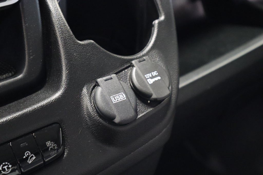 Vehicle Image 15