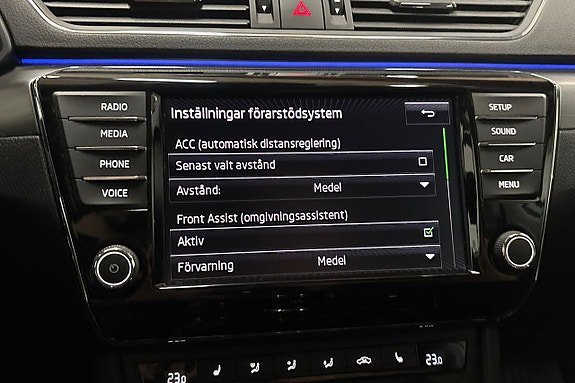 Vehicle Image 23