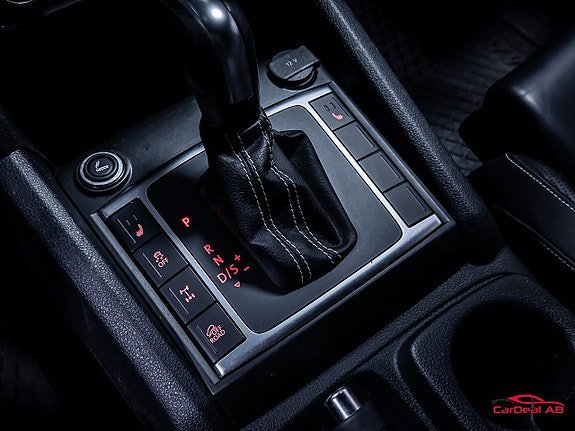 Vehicle Image 28