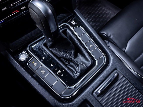 Vehicle Image 27