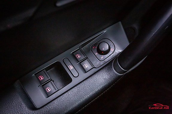 Vehicle Image 27