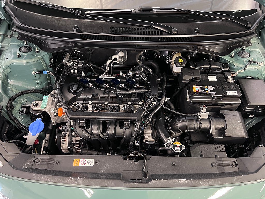 Vehicle Image 17