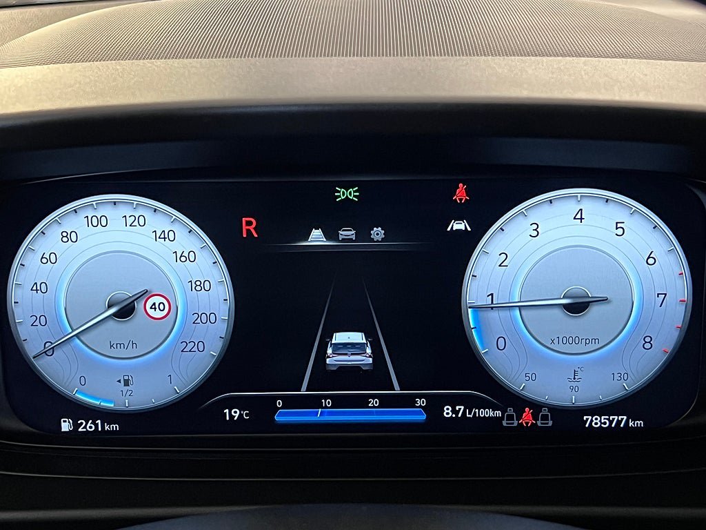 Vehicle Image 19