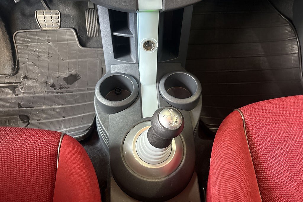 Vehicle Image 18
