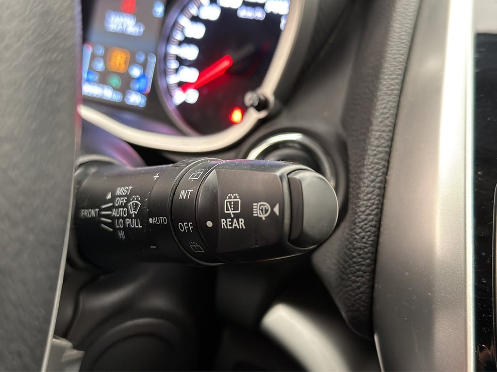 Vehicle Image 20