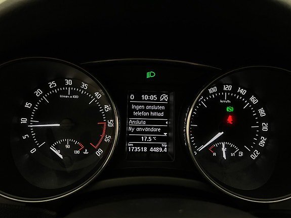 Vehicle Image 17