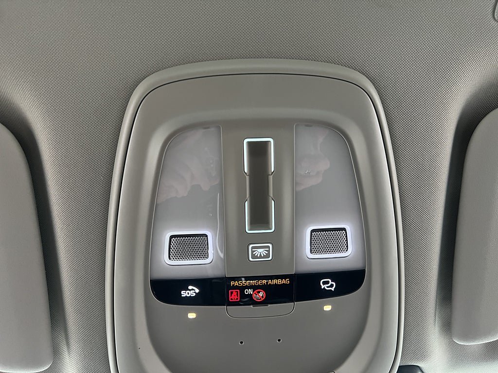 Vehicle Image 27