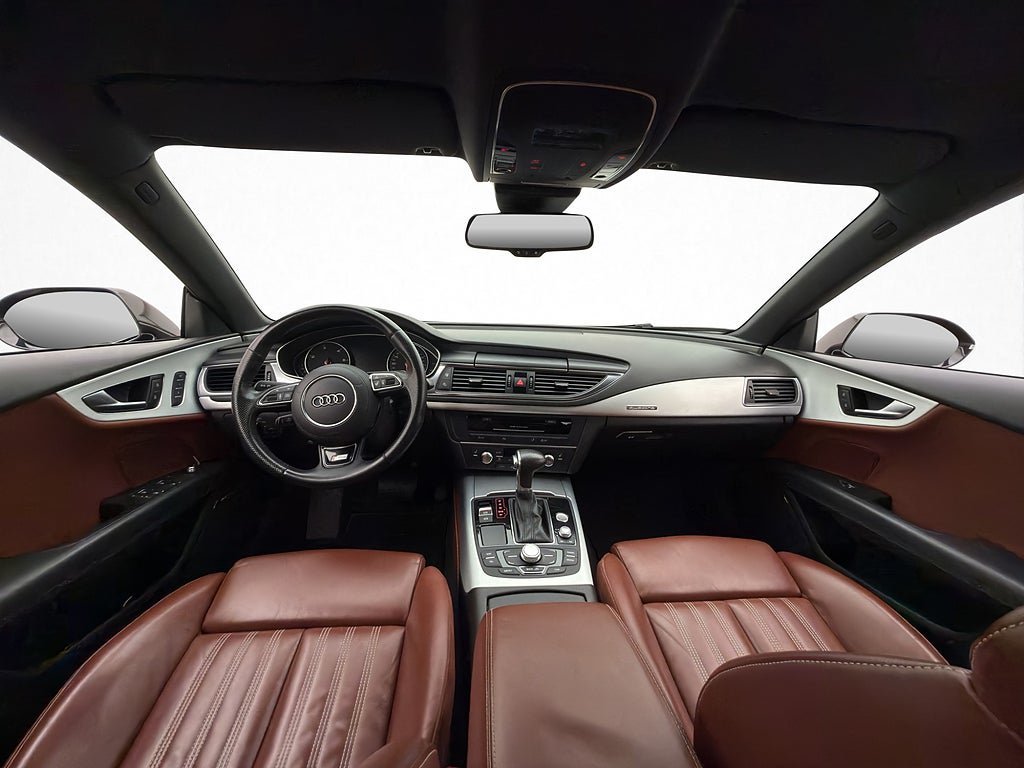 Vehicle Image 21