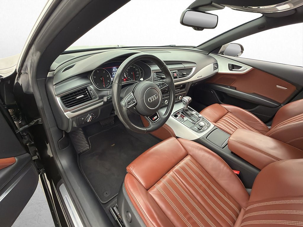 Vehicle Image 23