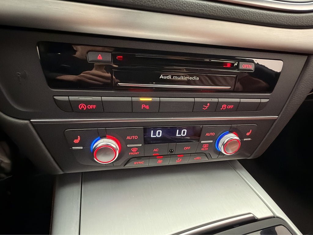 Vehicle Image 27