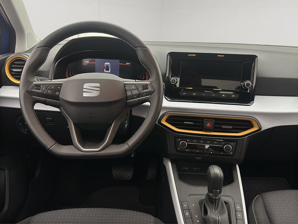 Vehicle Image 17