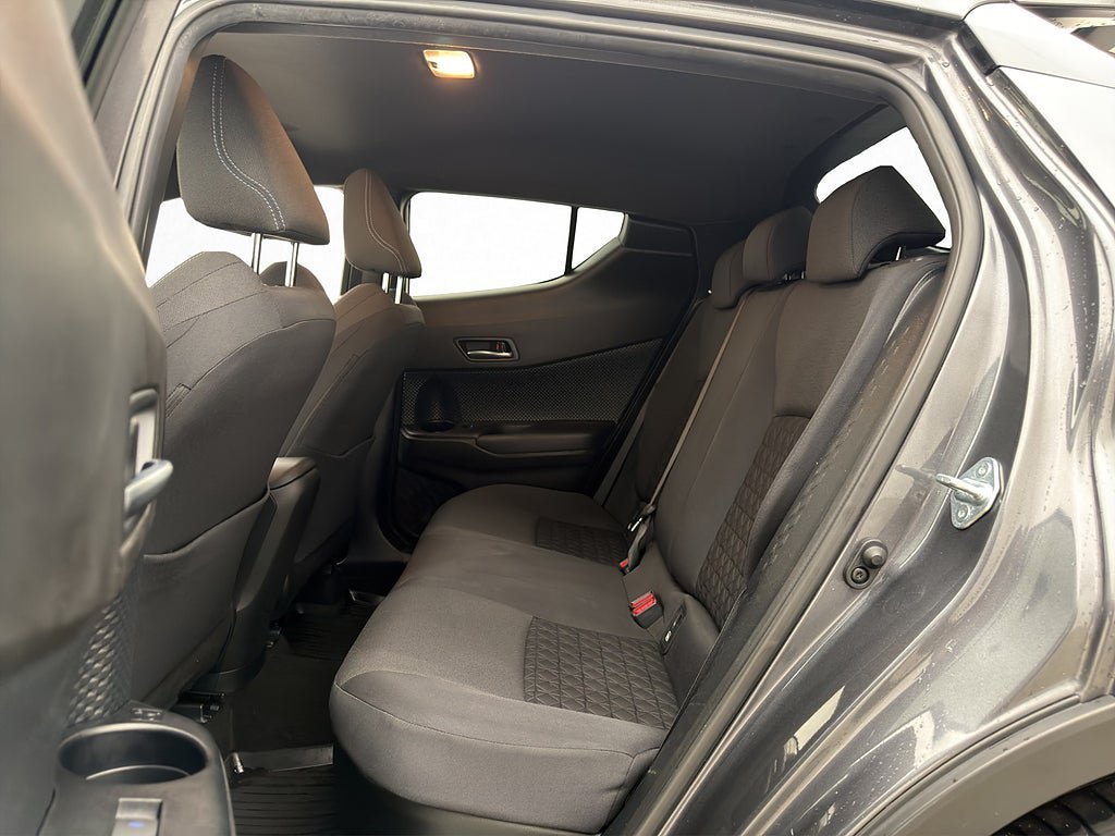 Vehicle Image 18