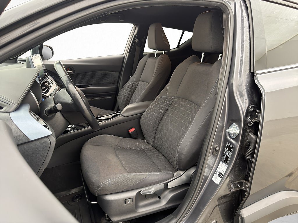 Vehicle Image 22