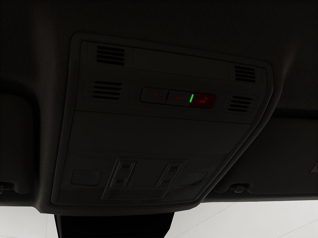 Vehicle Image 29