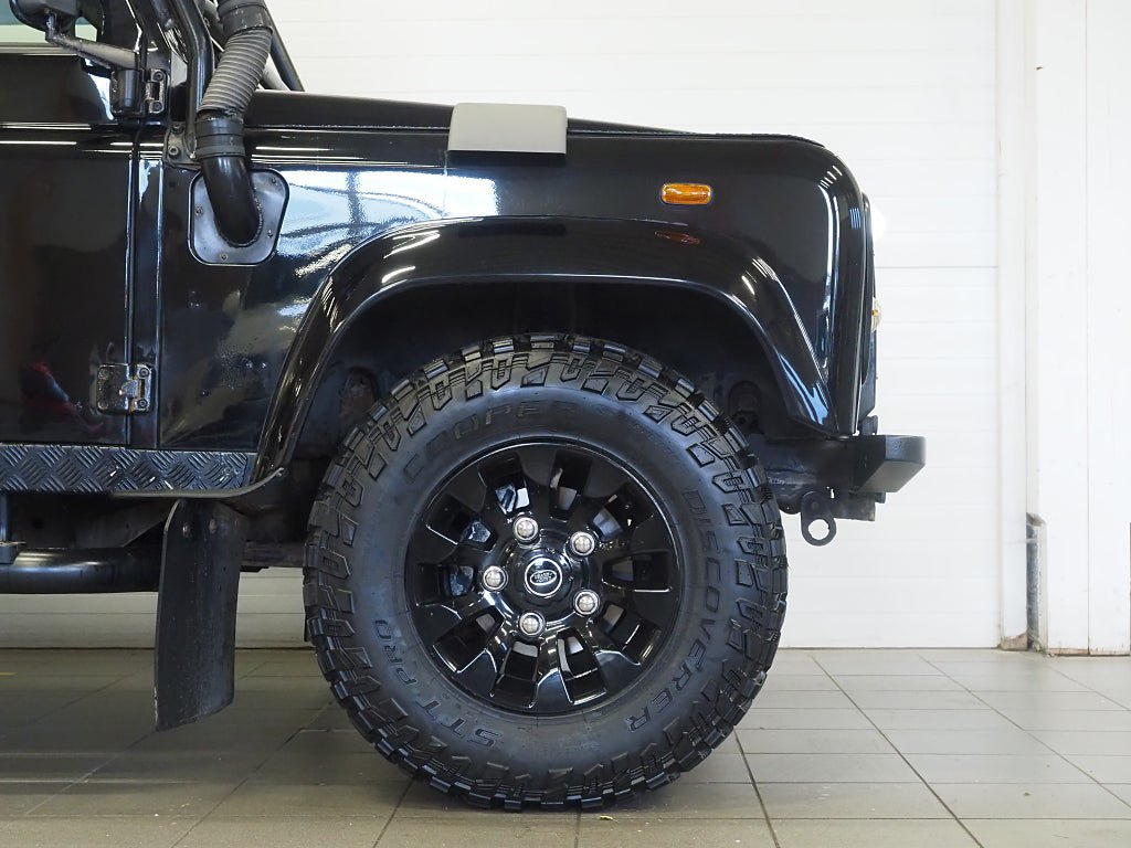 Vehicle Image 8