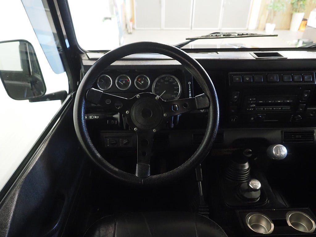 Vehicle Image 13
