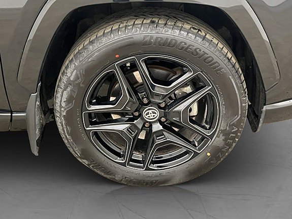 Vehicle Image 36