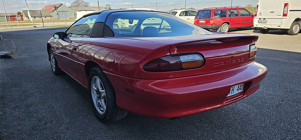 Vehicle Image 8