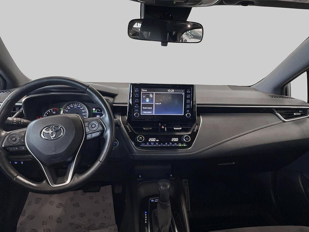 Vehicle Image 12