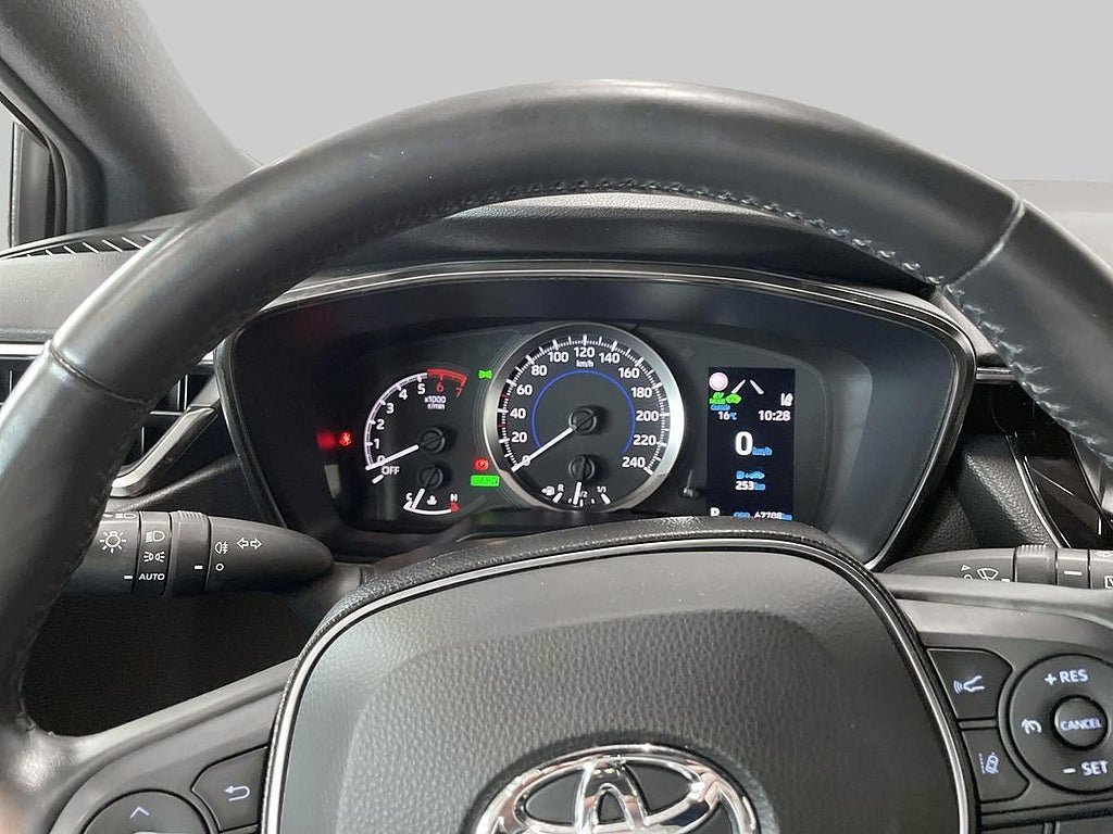 Vehicle Image 15