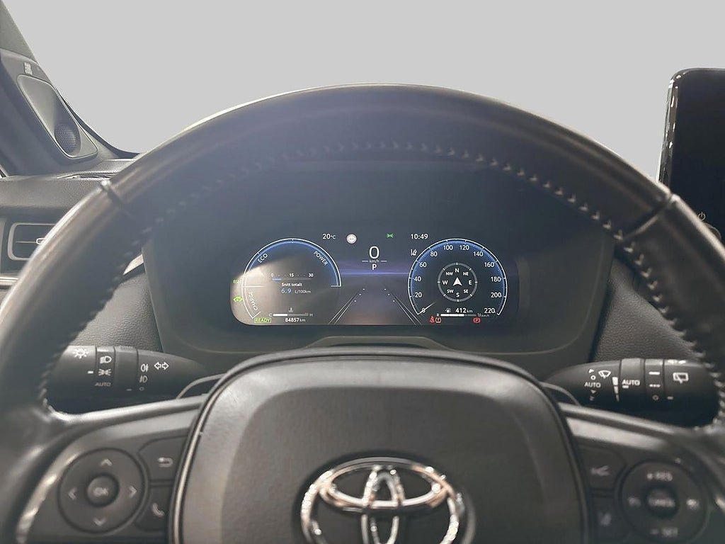 Vehicle Image 15