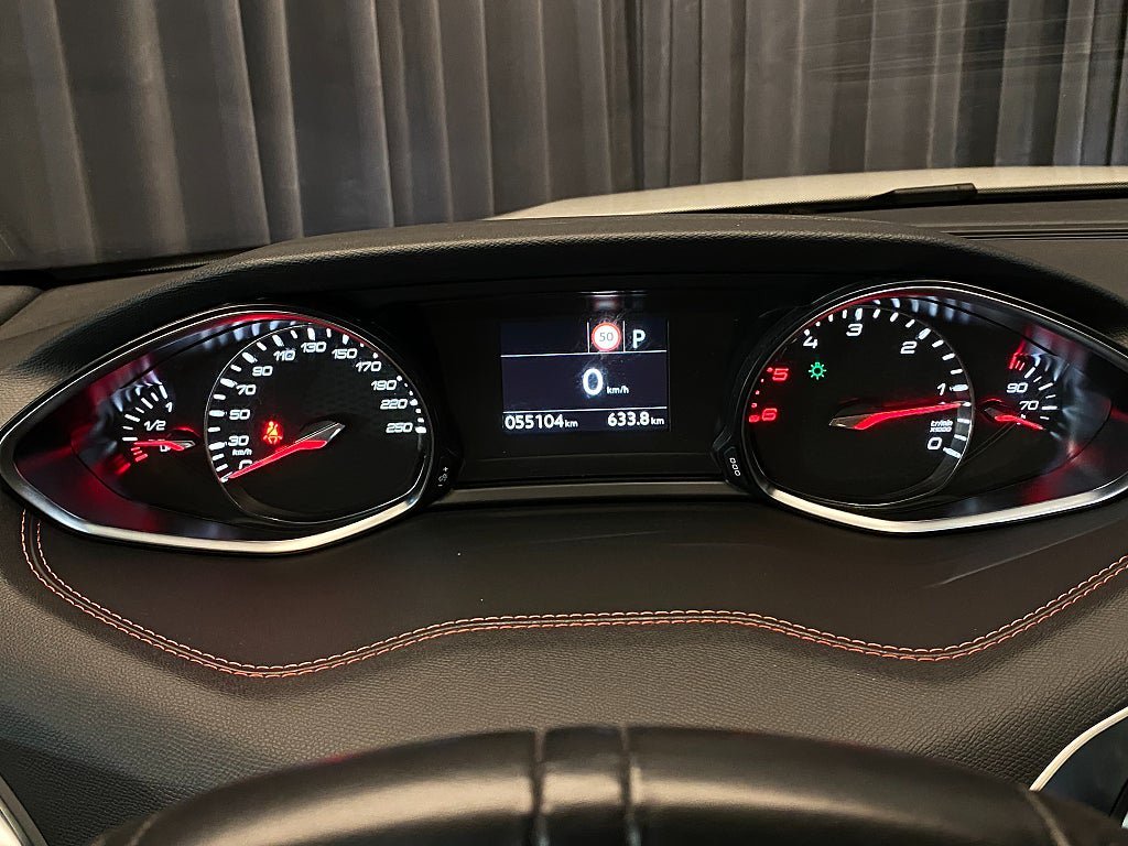 Vehicle Image 17