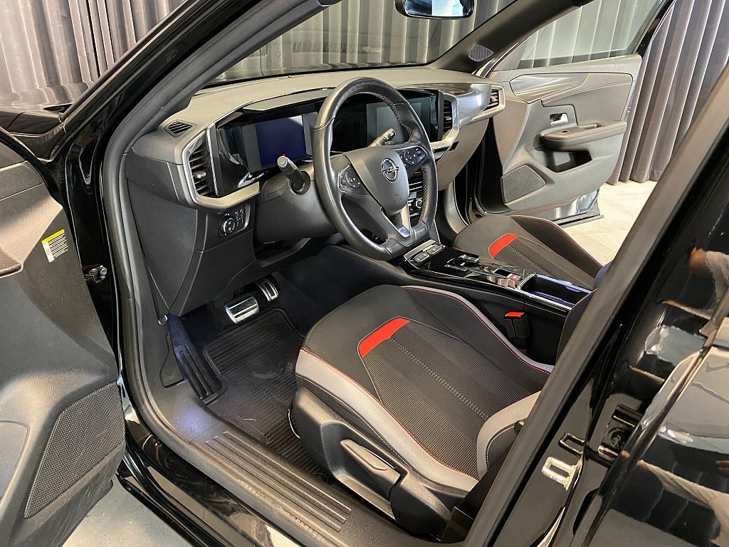 Vehicle Image 23