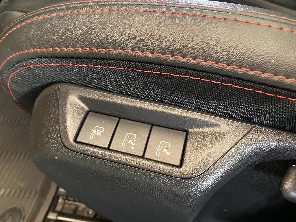 Vehicle Image 23