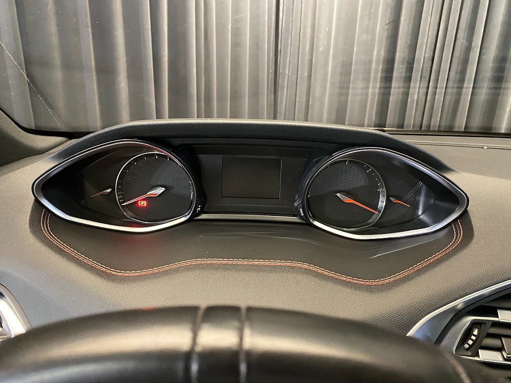 Vehicle Image 39