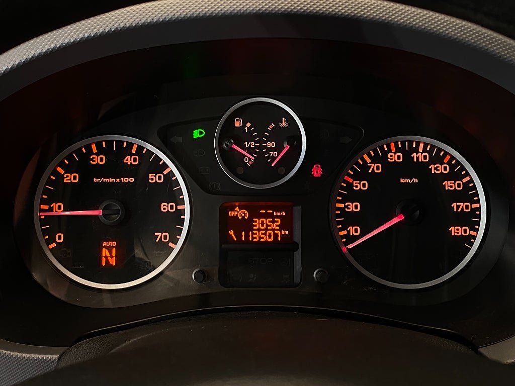 Vehicle Image 33
