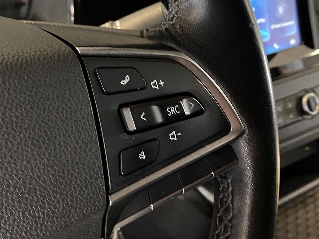 Vehicle Image 38