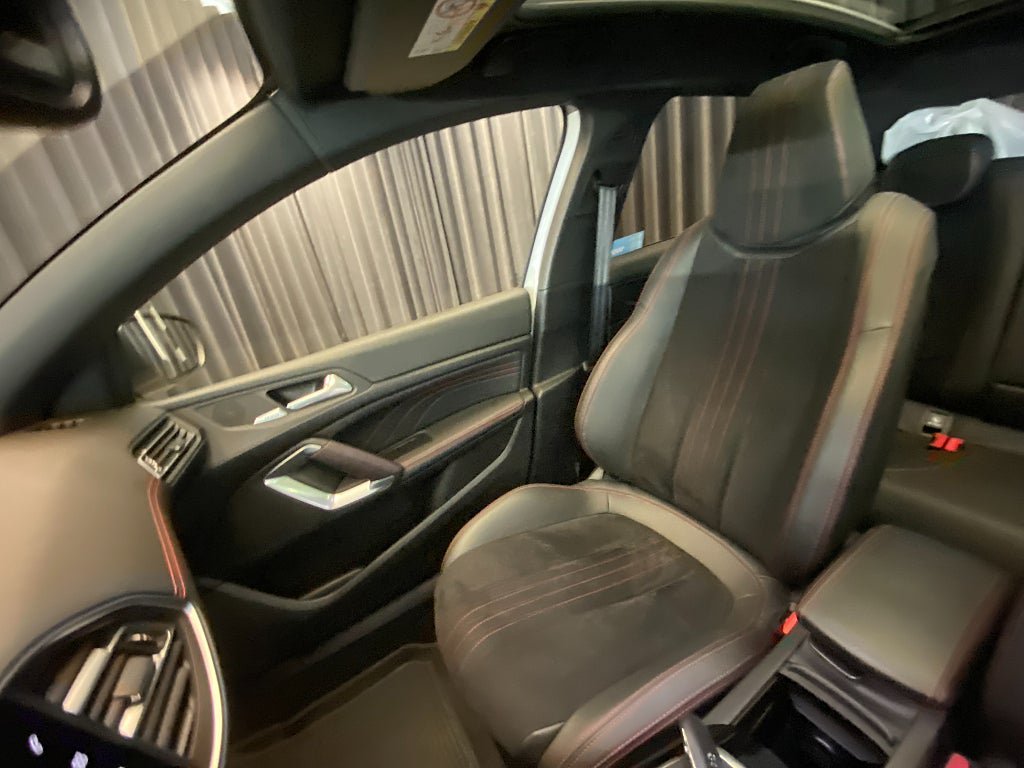 Vehicle Image 70
