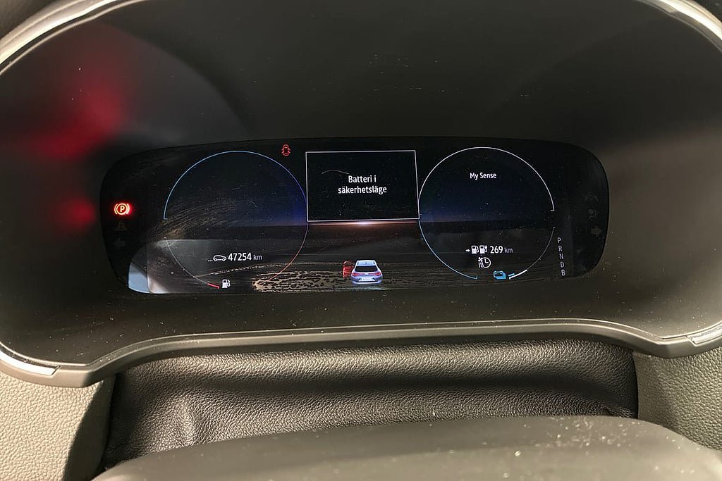Vehicle Image 32