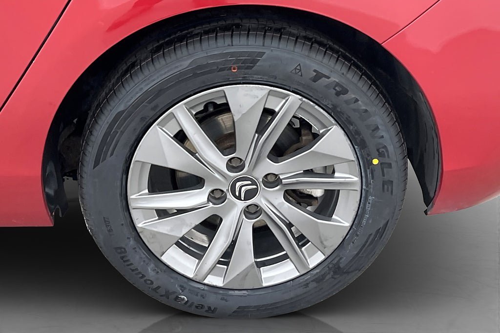 Vehicle Image 21