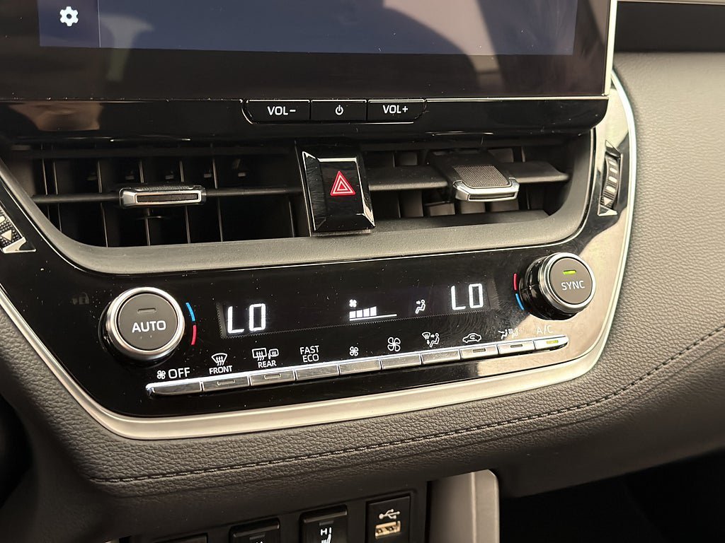 Vehicle Image 19