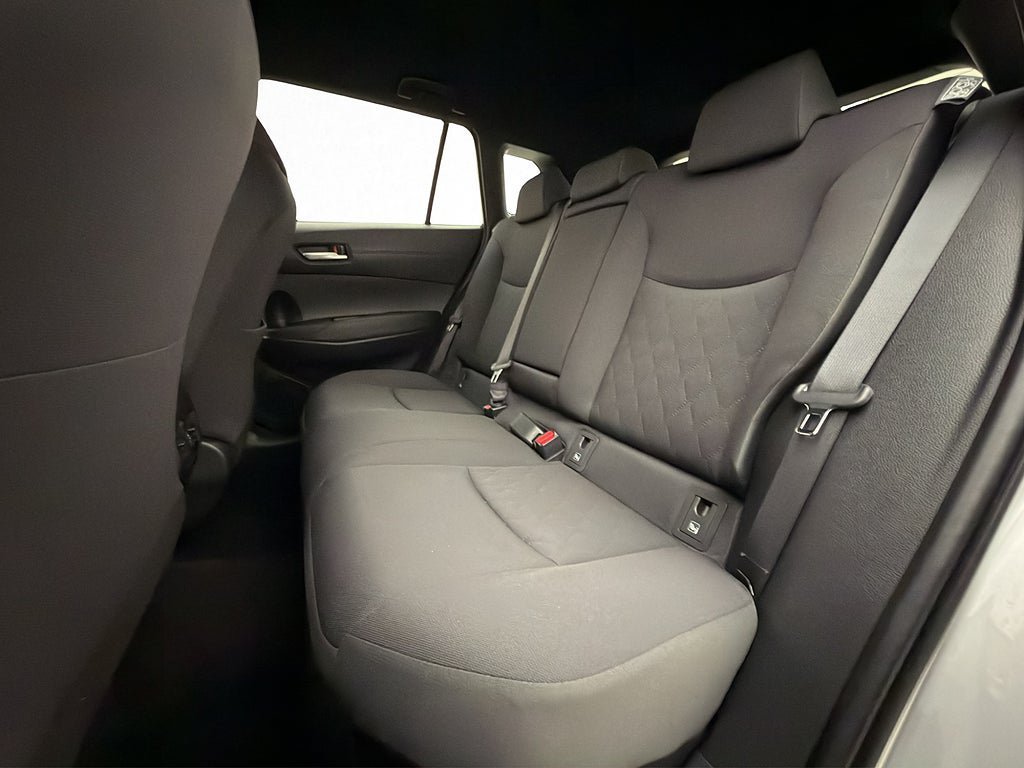Vehicle Image 24