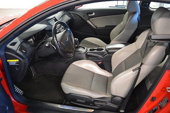 Vehicle Image 9