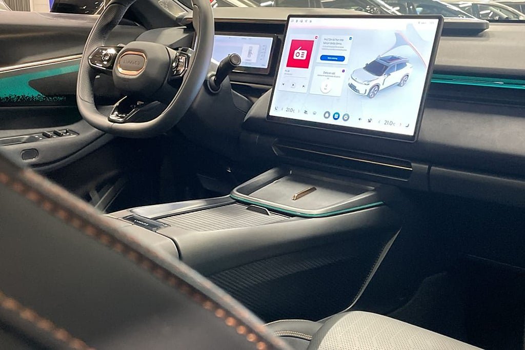 Vehicle Image 18