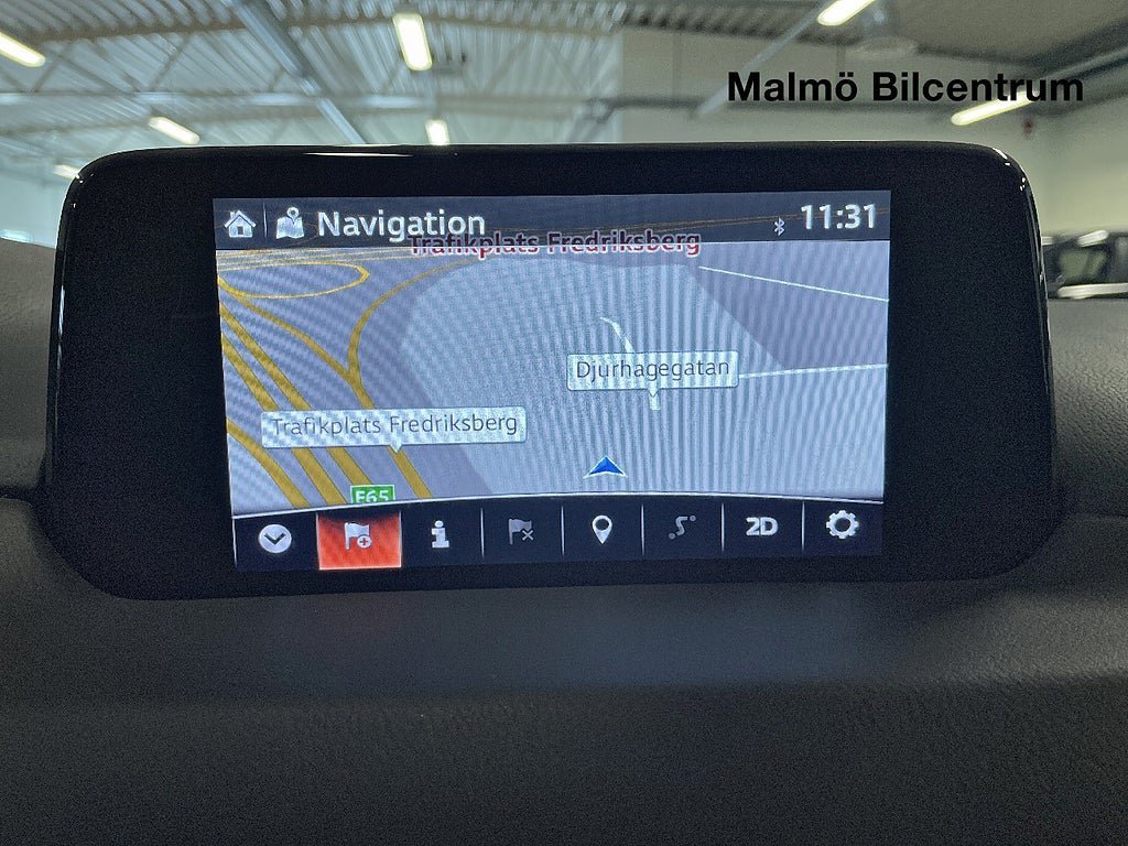 Vehicle Image 17