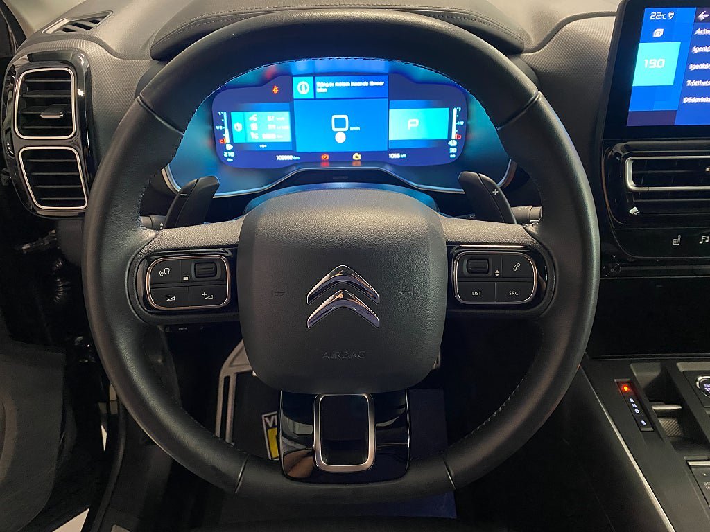 Vehicle Image 21