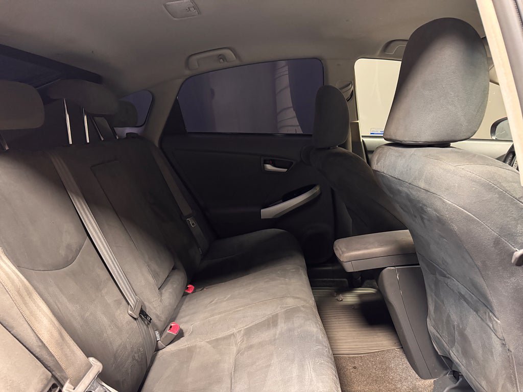 Vehicle Image 12